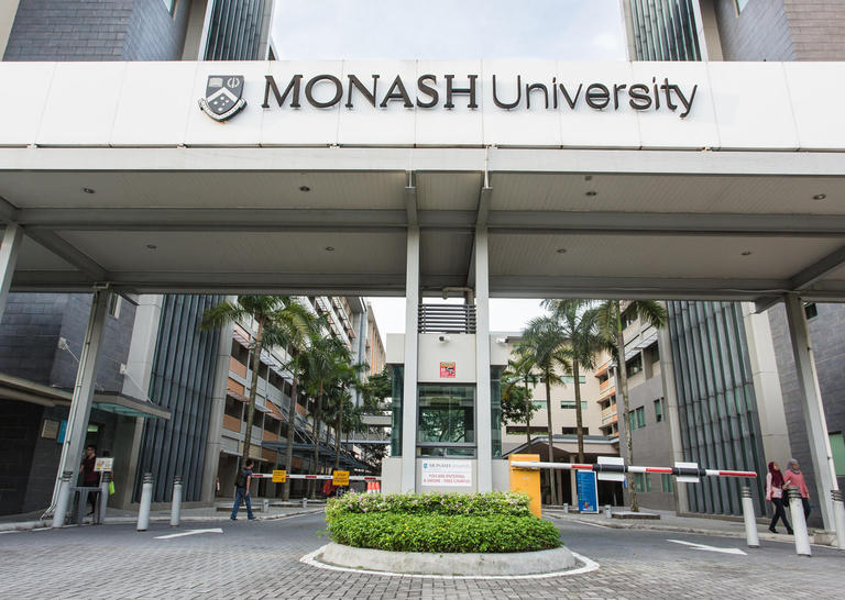 monash university malaysia