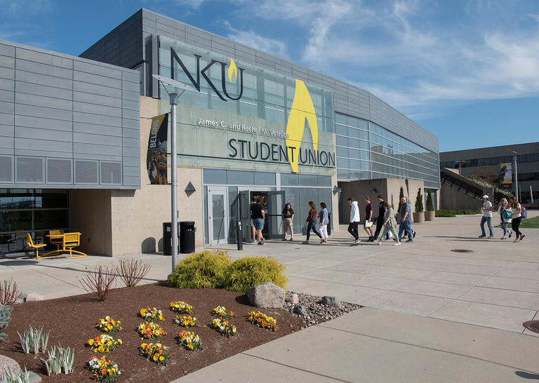Đại học Bắc Kentucky Mỹ là một nơi đồng hành cùng bạn trong hành trình tìm kiếm kiến thức mới. Hãy cùng đến và khám phá thế giới đầy thú vị và sự đa dạng giáo dục của trường đại học nổi tiếng này.